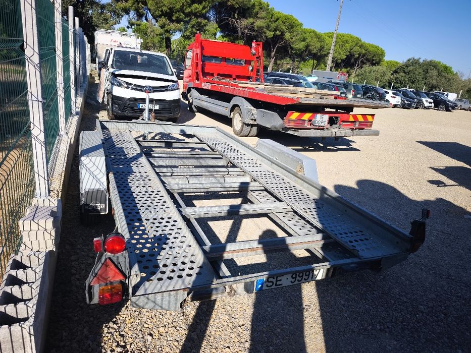 Atrelado porta carros