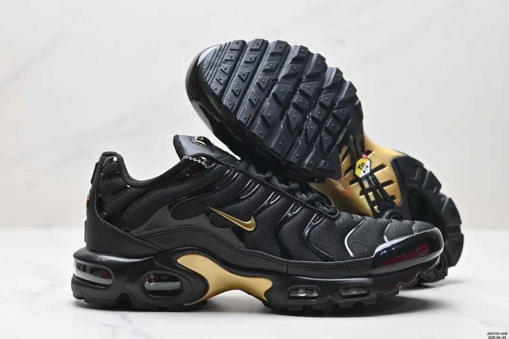 Air_Max_Plus_Czarny R.44