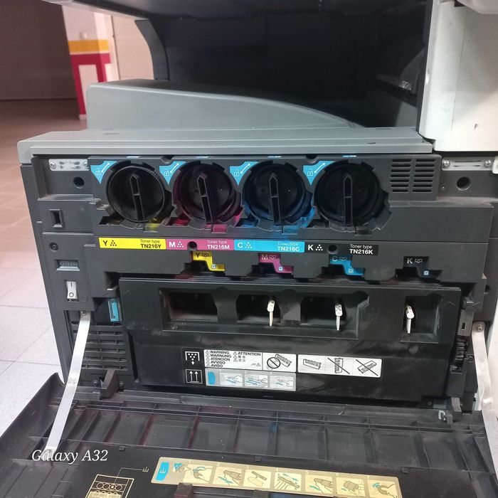 Multifunções konica Minolta c280- a cores