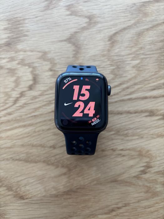 Apple Watch SE model A2352 Space Gray