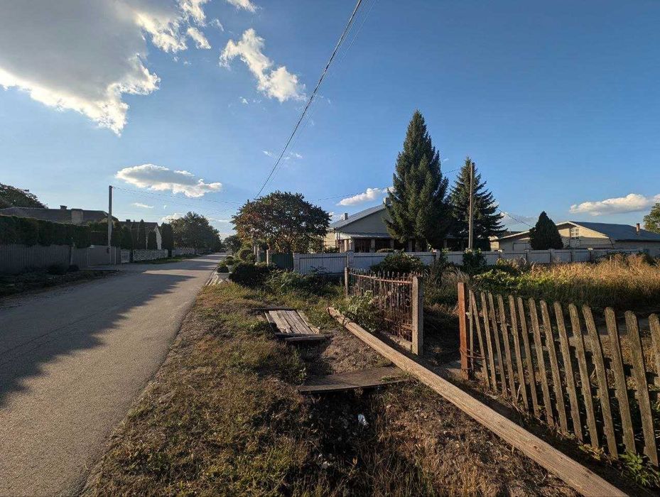 Продаж земельної ділянки Великі Гаї