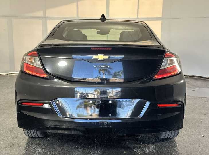 Chevrolet Volt LT гібрид