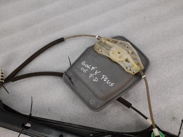 Elevador vidros frente direito VOLKSWAGEN Golf Plus (5M1, 521)