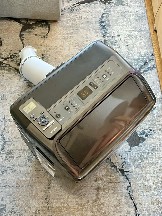 AC portatil Whirlpool pacf212hp w de 12000  btu's,garantia ate 2029.