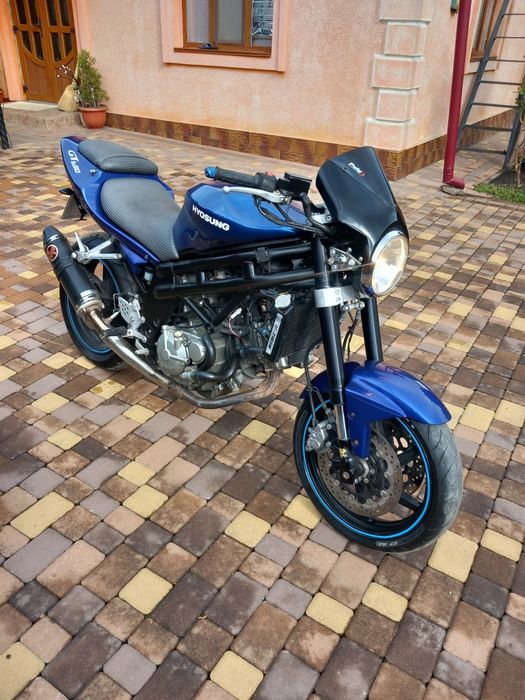 Мотоцикла хайсунг GT650