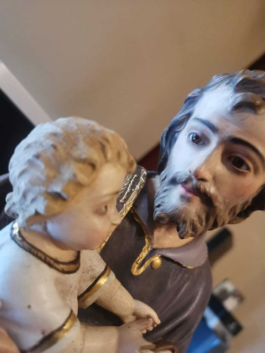 Estatua de São José com Cristo ao colo