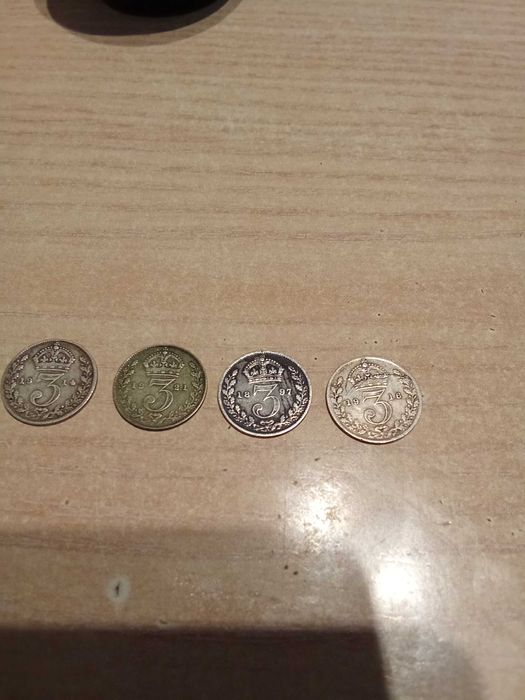 3 пенса 1897, 1914, 1916 та 1921 років Англія