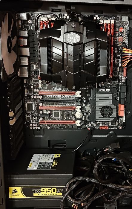 Zasilacz Corsair 950W Enthusiast Series™ TX950