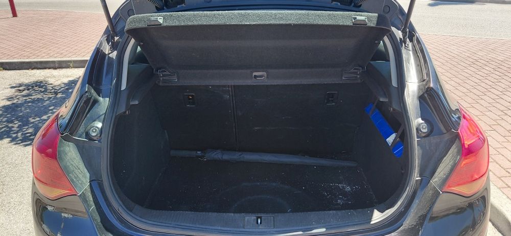 Opel Astra J Hatchback 1.7 CDTI (125 cv)