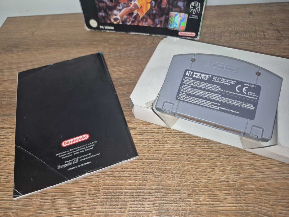 Gra NBA Courtside - NINTENDO 64 N64 - DB- stan CIB Komplet