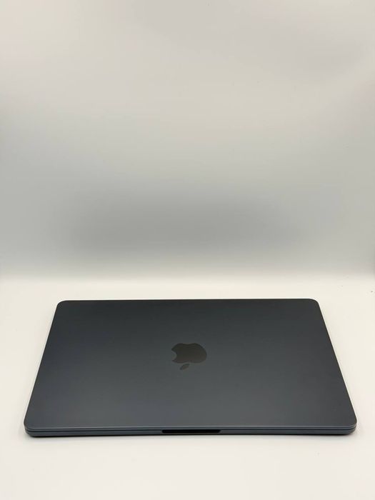 Продам MacBook Air 13.6’ M4 16/256GB/8CPU/10GPU Midnight (MW123) 2025
