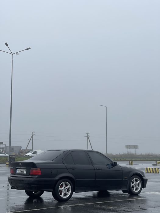 Продам авто BMW E36
