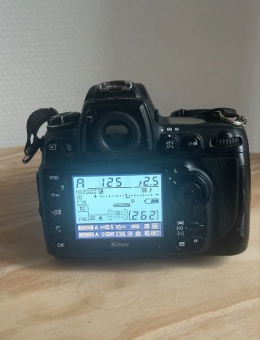 Nikon d700 legendary sensor