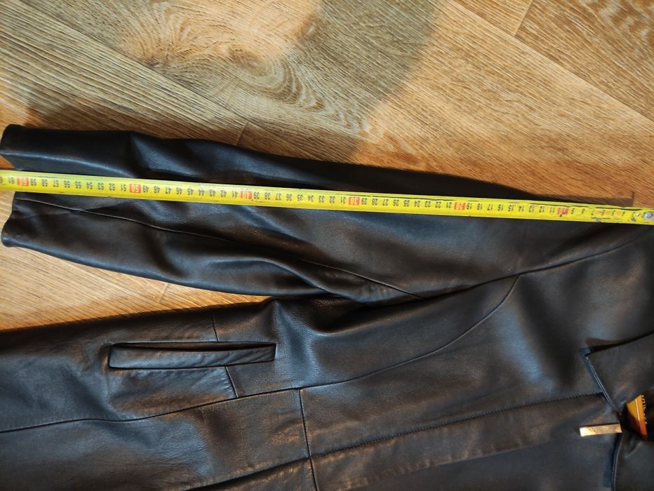 Женский кожаный пиджак