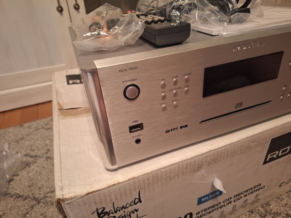 Amplituner CD Rotel RCX 1500 pilot karton