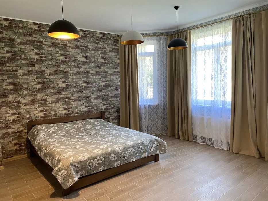Сдам уютный дом на 200 кв.м. с беседкой , барбекю и гамаком в с.Гавронщина