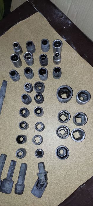 Різні головки насипом 41 шт