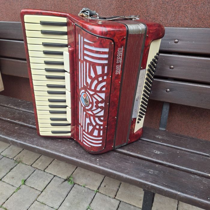Sprzedam akordeon włoski