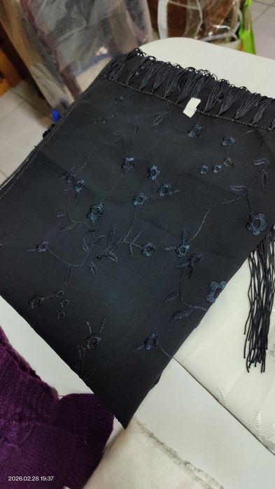 Echarpes estado impecável