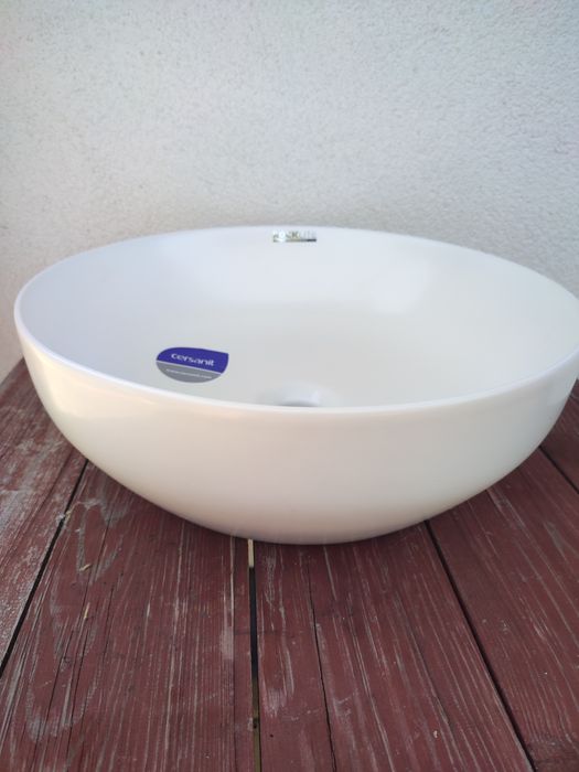 Tanio polecam znanej firmy Cersanit model larga 40 cm