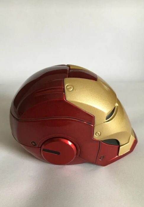 Miniatura - Capacete Iron Man