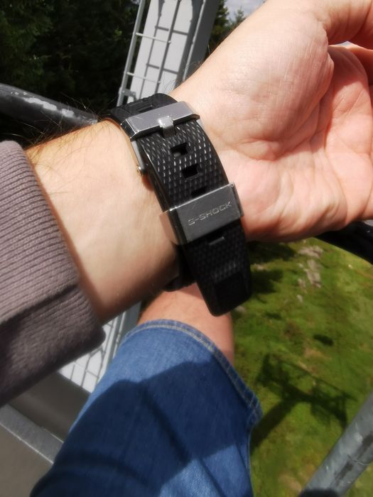 Casio G Shock Gst-B100xa 1a. Karbon, solar, szafir, Bluetooth .