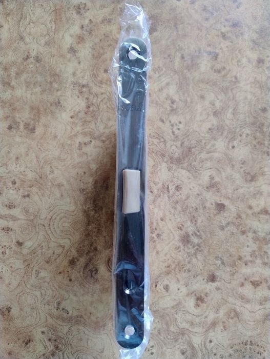 Корпус замка під циліндр