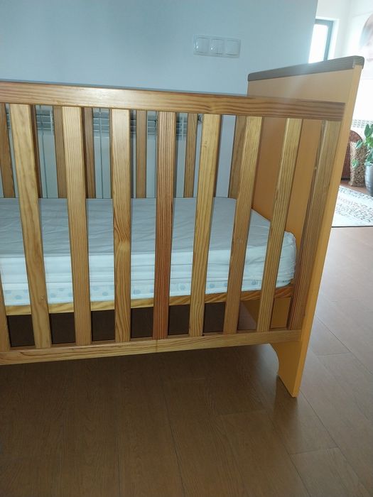Cama/ berço para bebé