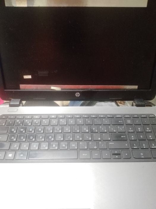 Ноутбук Hp 250 g3 продам запчасти