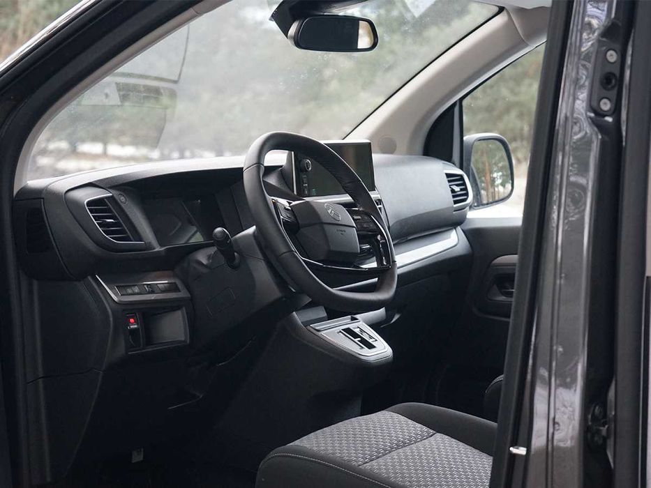 Wynajem busa 8-os. Citroen Spacetourer XL Poznań/Suchy Las