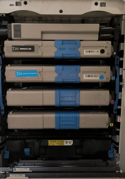 Impressora OKI MC363 dnw + toner novo