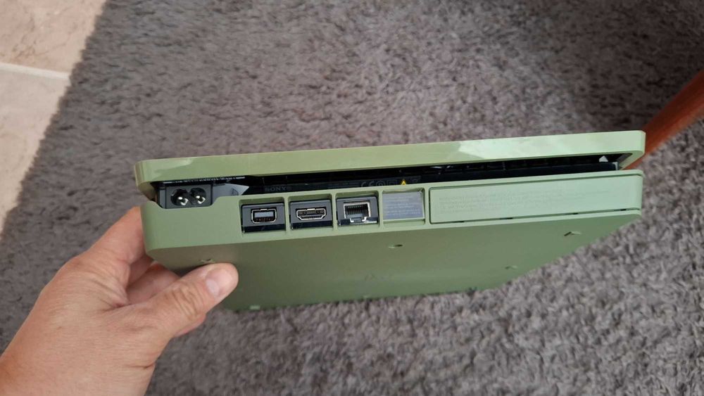 Ps4 camuflagem verde slim 1TB