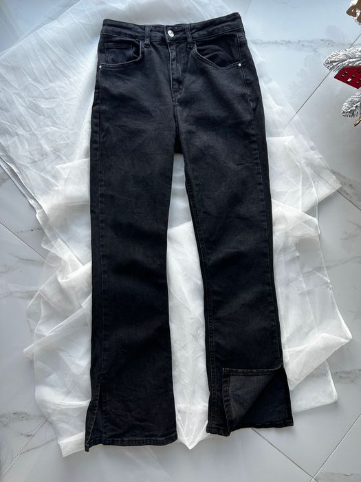 Джинси скіні та кльош різні роміри