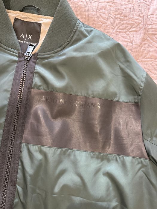 Продам бомбер ветровка куртка Armani M