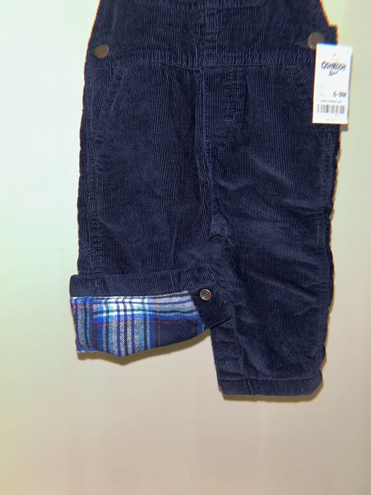 вельветовий комбінезон  OshKosh на 6-9 місяців