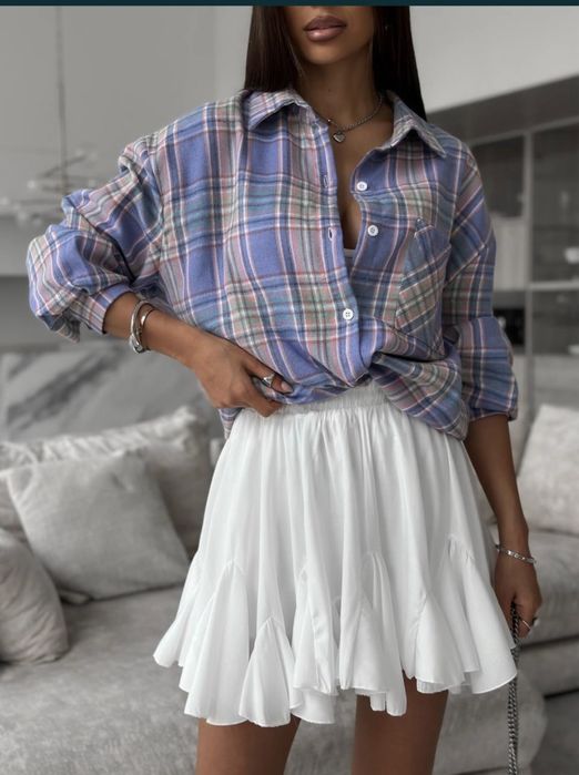 Спідниця нова білого кольору