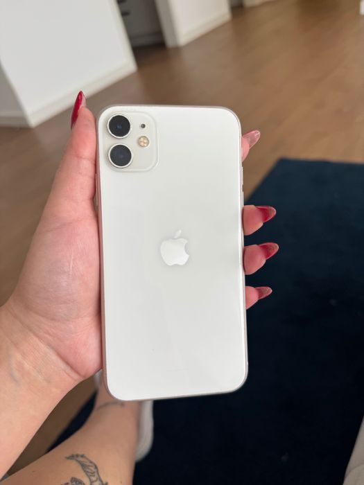 iPhone 11 64gb iPhone