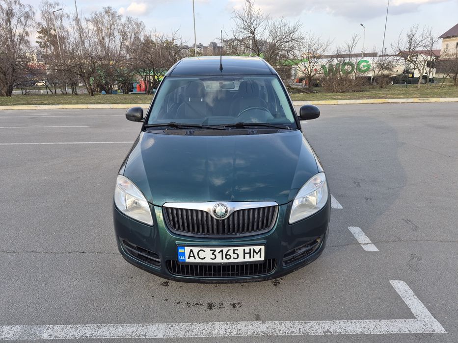 Шкода Румстер 1.2 економне авто