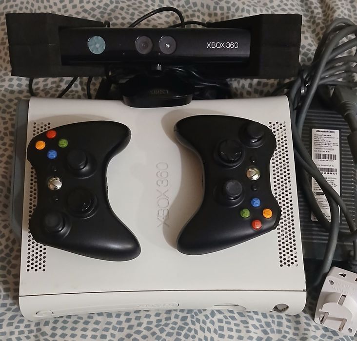 Приставка Xbox 360