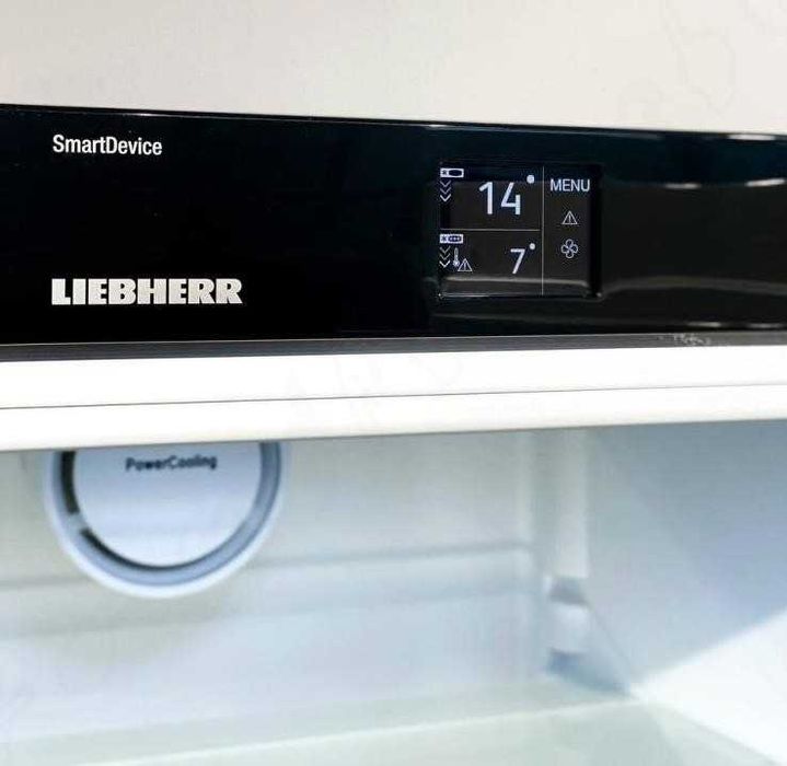 Холодильник LIEBHERR CN 3915