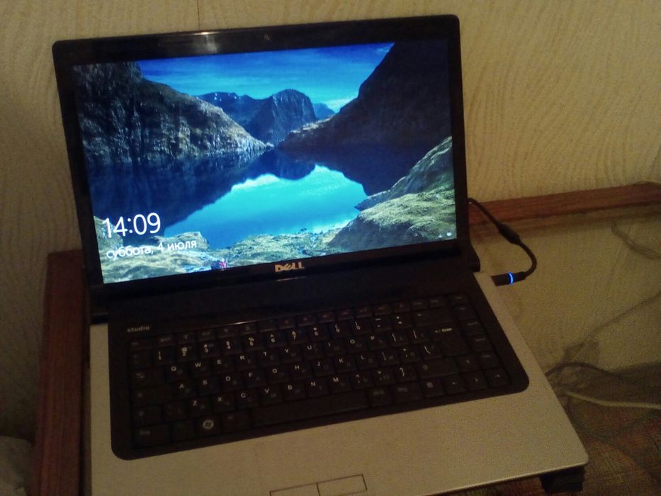 Ноутбук  DELL - 1555 Studio - продам