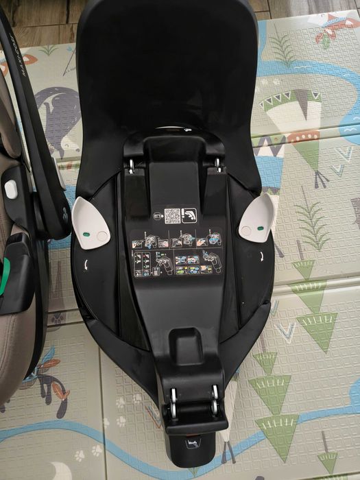 Fotelik Maxi Cosi Pebble Pro2 360 + baza