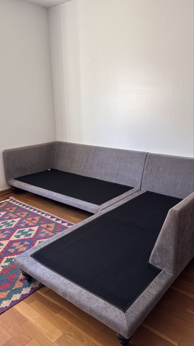 Sofá de canto cor cinzenta