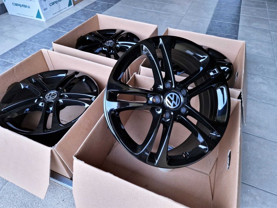 Alufelgi 17 5x112 VW Golf Passat Touran Jetta Caddy T-Roc Czarne 805#