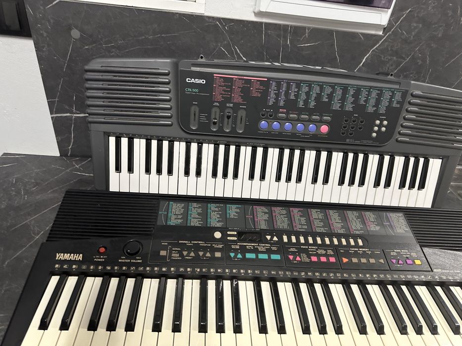 Синтезатор Yamaha PSR 215 з Європи