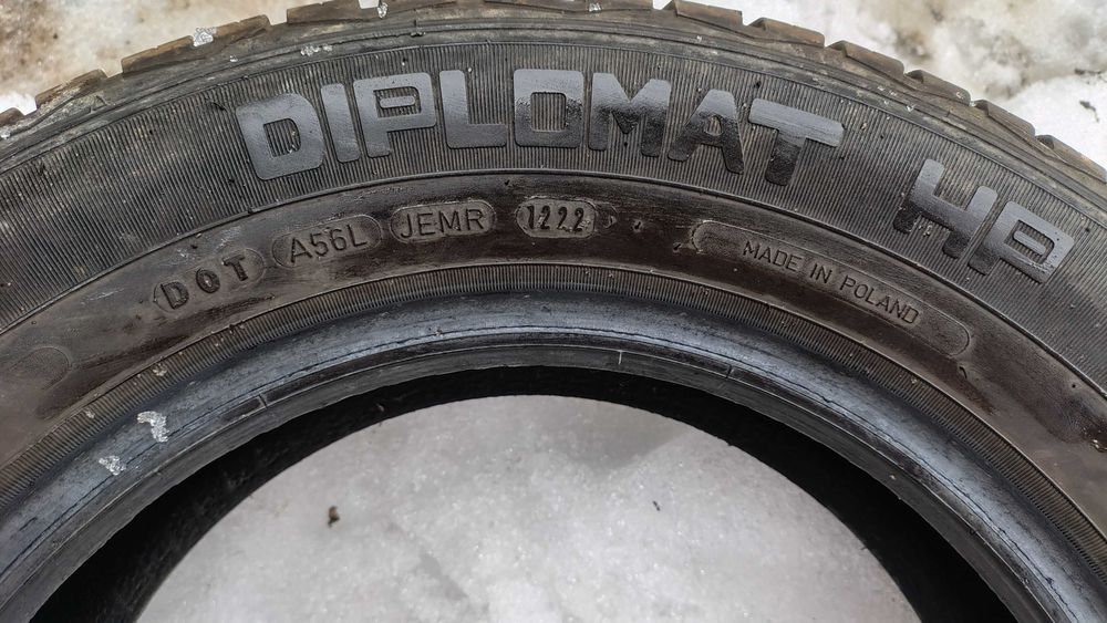 Шини для машини вживані