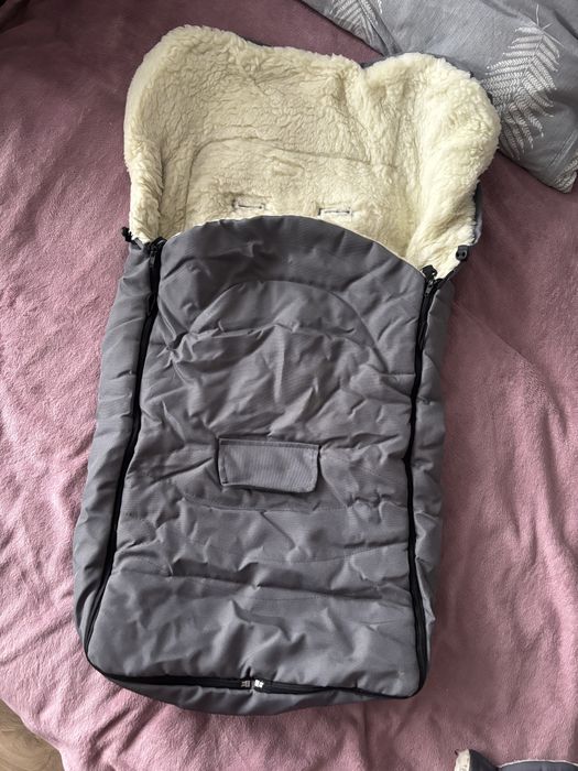 Зимовий конверт-чохол на овчині у візочок