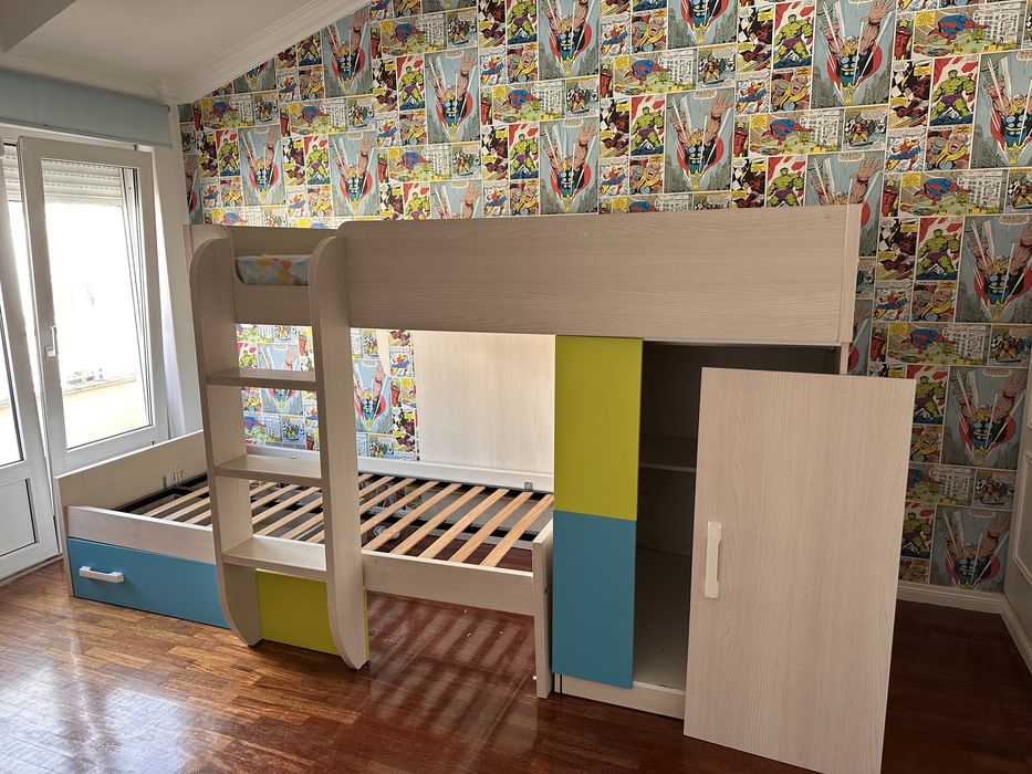 Beliche 2 camas com armário embutido