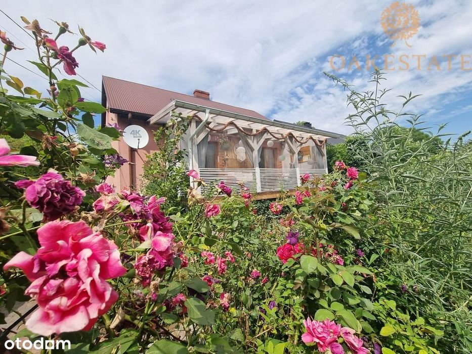 Przepiękny dom z dużym ogrodem Dalechowy