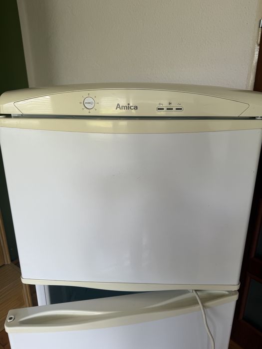 Sprzedam używaną lodówkę Anika